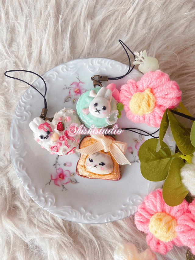 Mofusand miniature bread strap