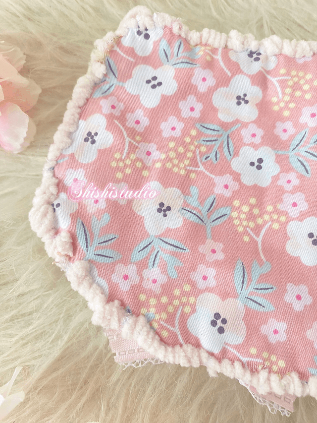 Hello Kitty mug rug/coaster 