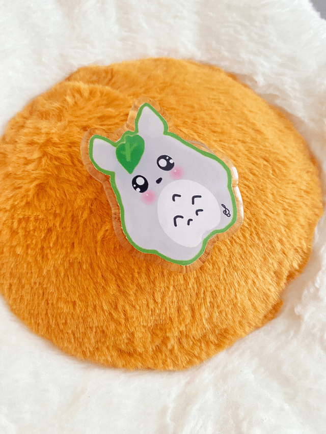 Totoro phone grip 